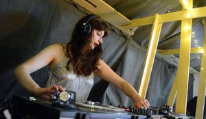 CityLife Stage Presents Living Room Dance Club